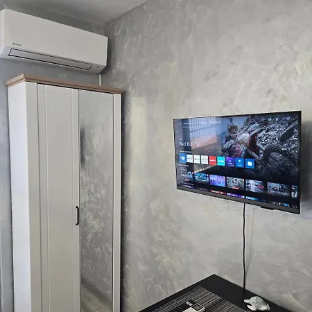 Aпартамент 5 *