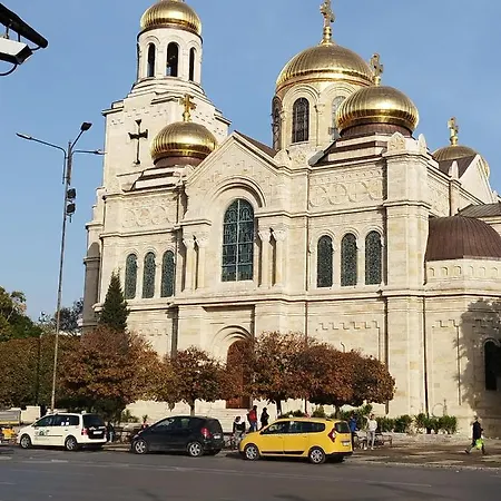 Aпартамент 5 Apartment